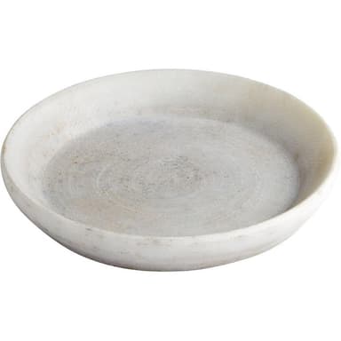 10599